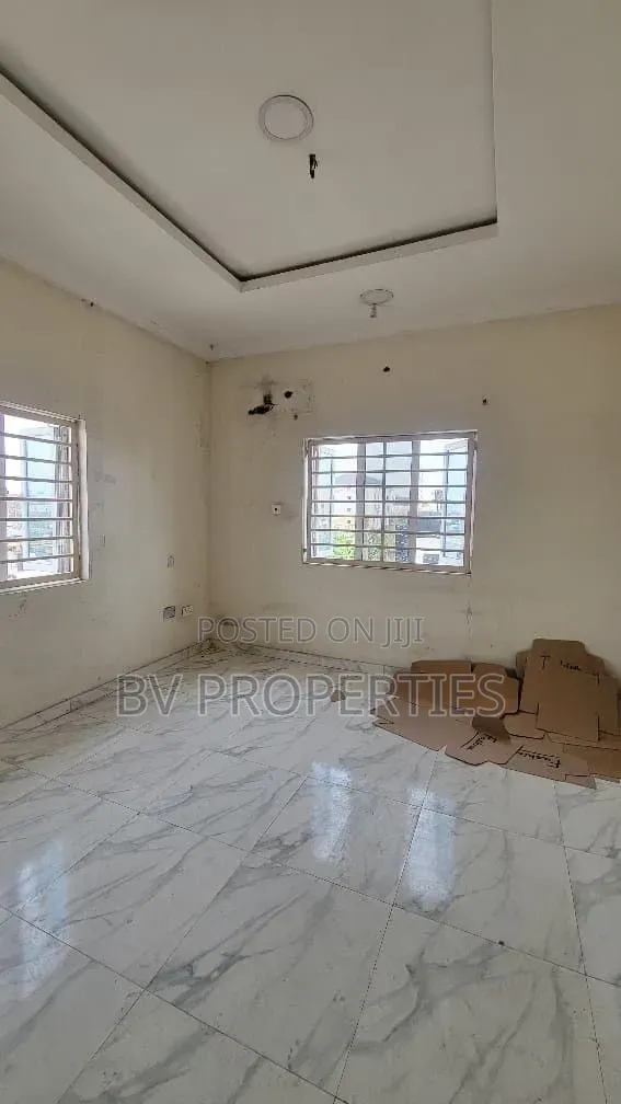 3bdrm Apartment in Lekki Phase 2 for rent in Lekki Phase 2