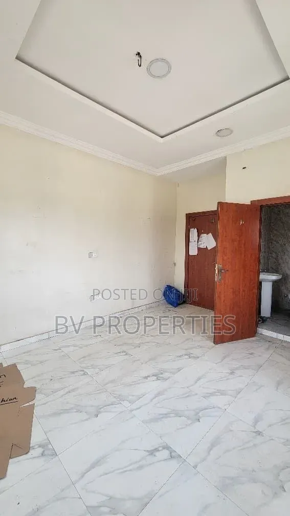 3bdrm Apartment in Lekki Phase 2 for rent in Lekki Phase 2
