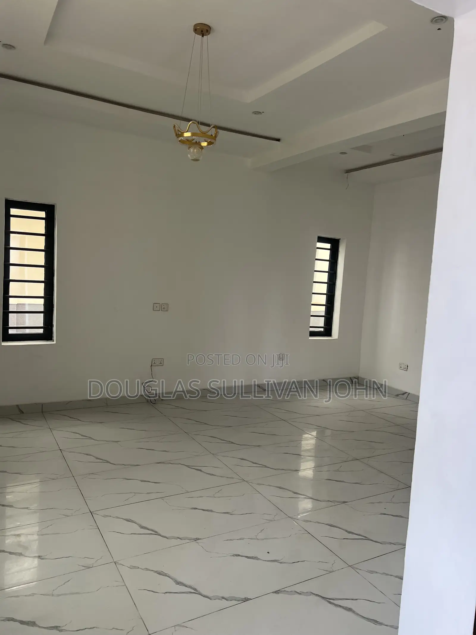 4bdrm Bungalow in Anamco Airport Road, Enugu for sale in Enugu