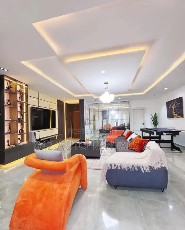 2 Bedroom Smart Apartment With Alexa, Ps5, Snooker, Elevator Tennis in Central Business District