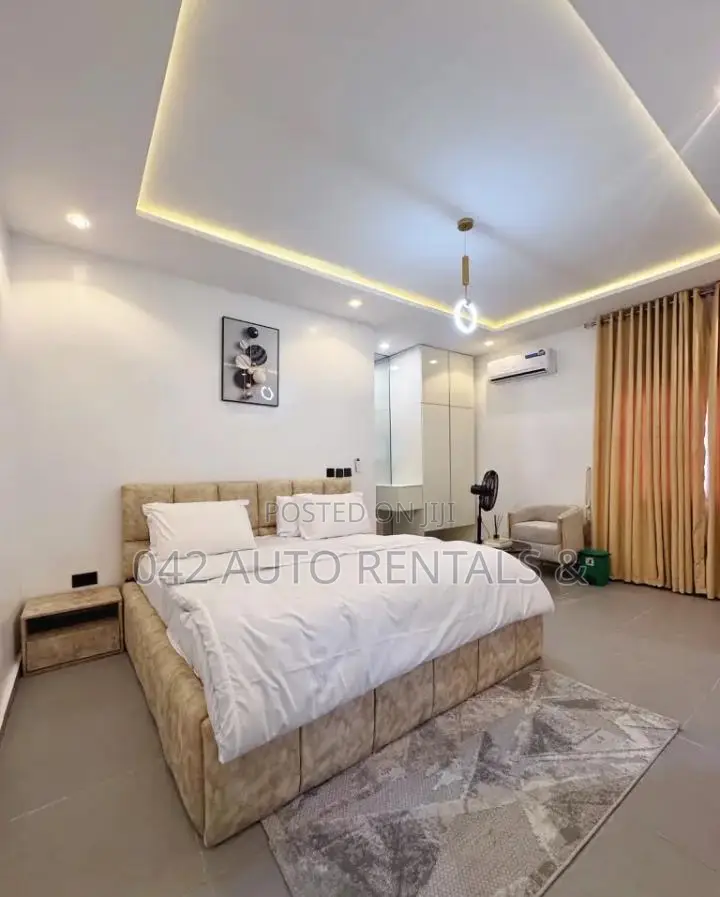 2 Bedroom Smart Apartment With Alexa, Ps5, Snooker, Elevator Tennis in Central Business District