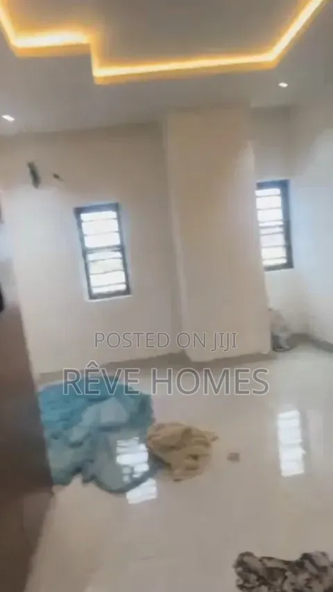2bdrm Apartment in Gbagada, Soluyi for rent in Soluyi
