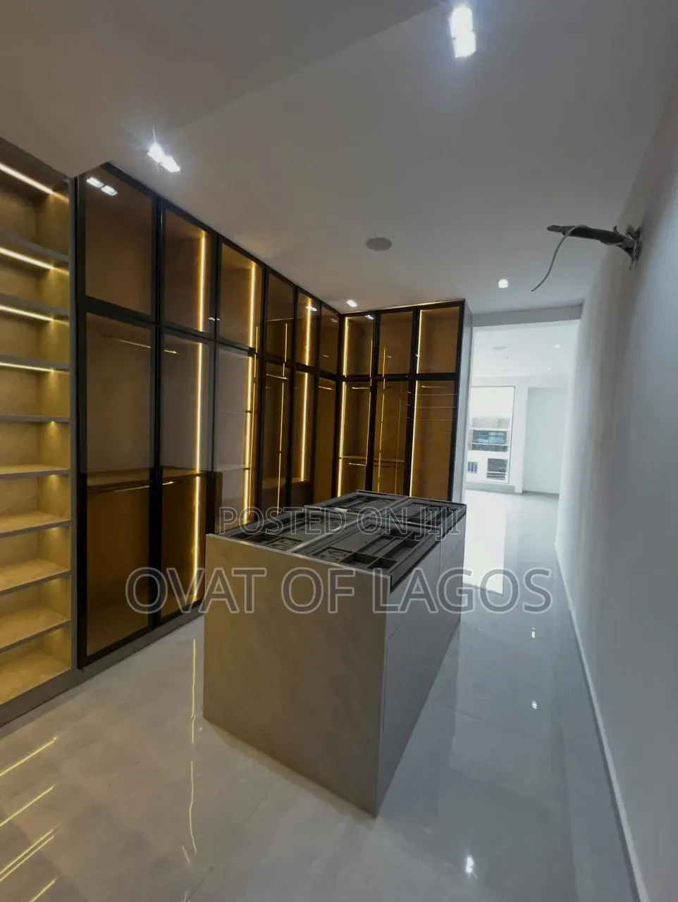 5bdrm Duplex in Ikoyi for sale in Ikoyi S.W