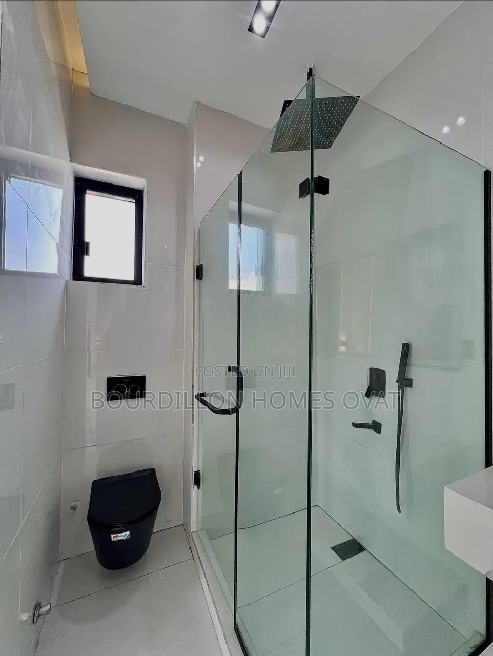 Luxury 4-bedroom Semi-detached Duplex With Bq in Lekki