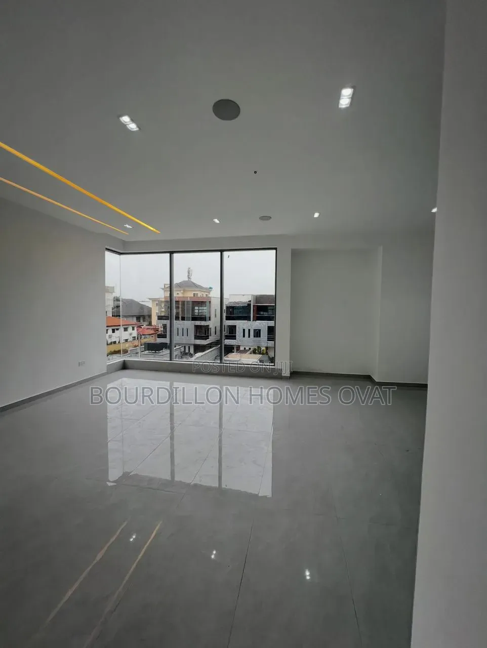 5bdrm Duplex in Ikoyi Lagos State for sale in Ikoyi S.W