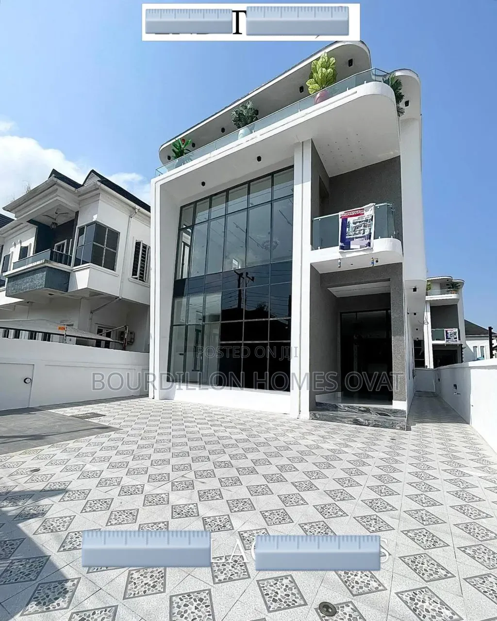 5bdrm Duplex in Chevron Toll Gate for sale in Chevron