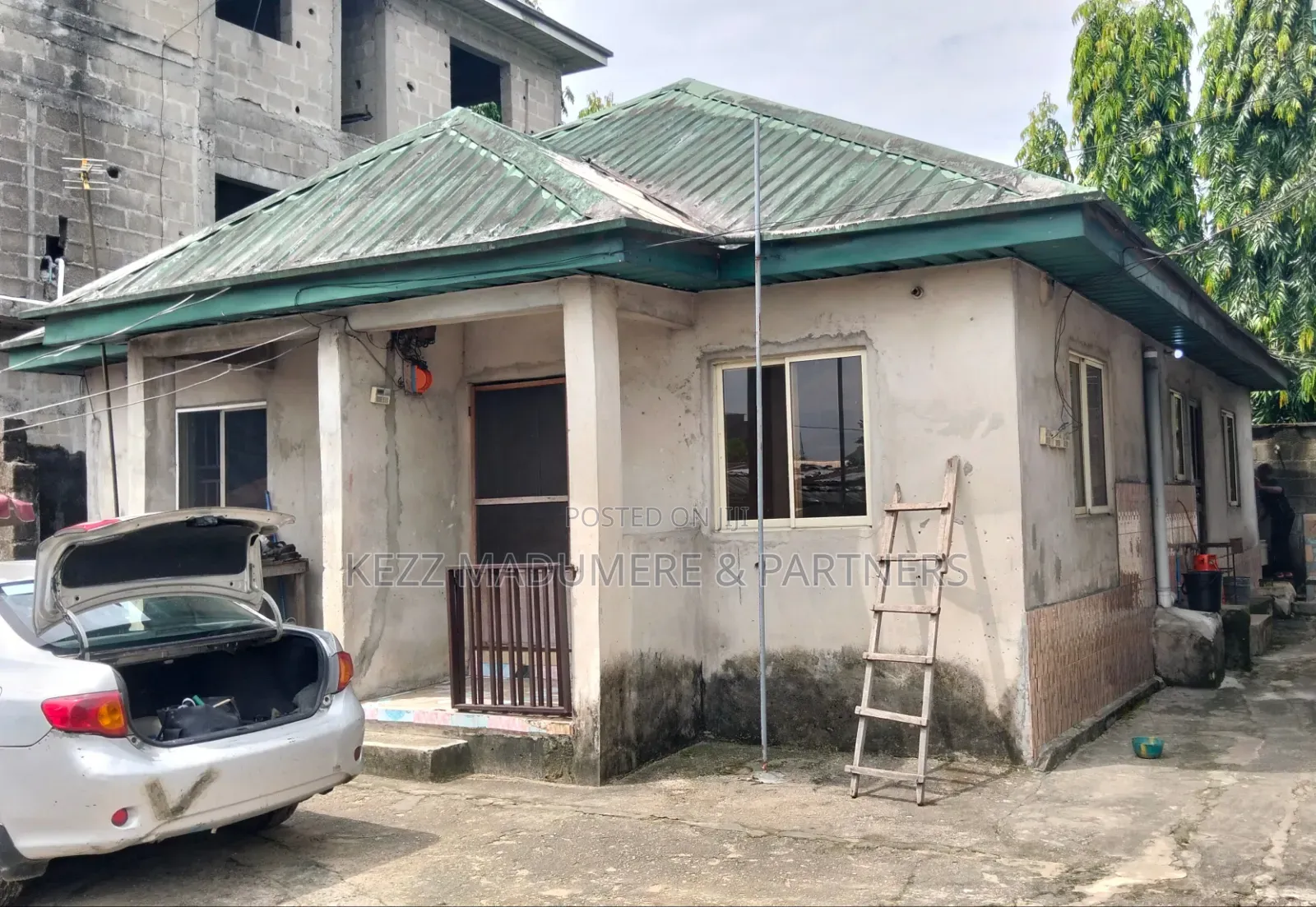 6bdrm Block of Flats in Elelenwo Port for sale in Elelenwo
