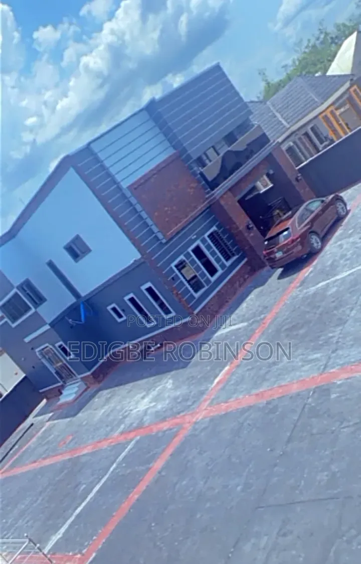 3bdrm Duplex in Electric Pole Estate, Ugheli for sale in Ugheli