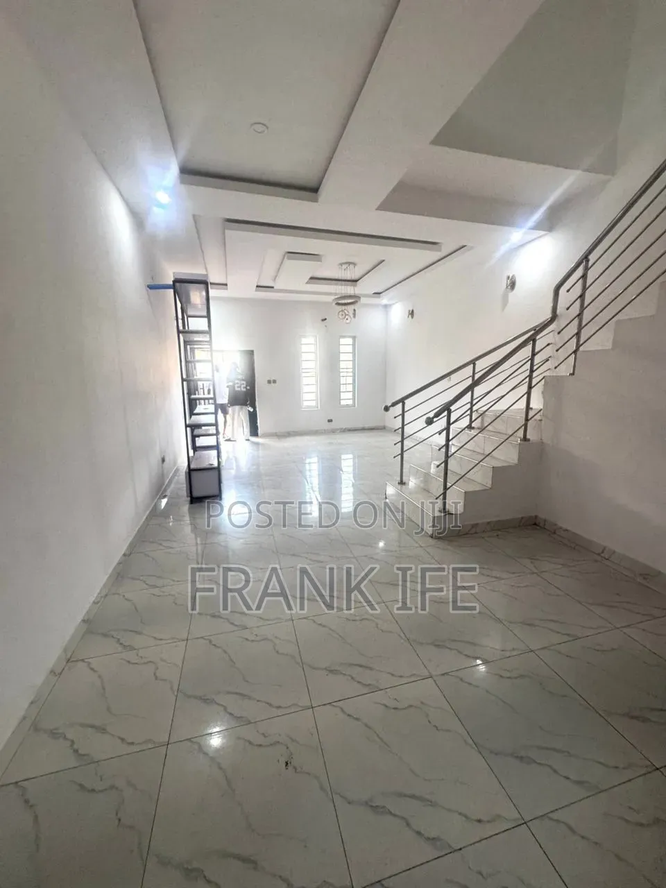 4bdrm Duplex in Thomas, Igbo-efon for sale in Igbo-efon