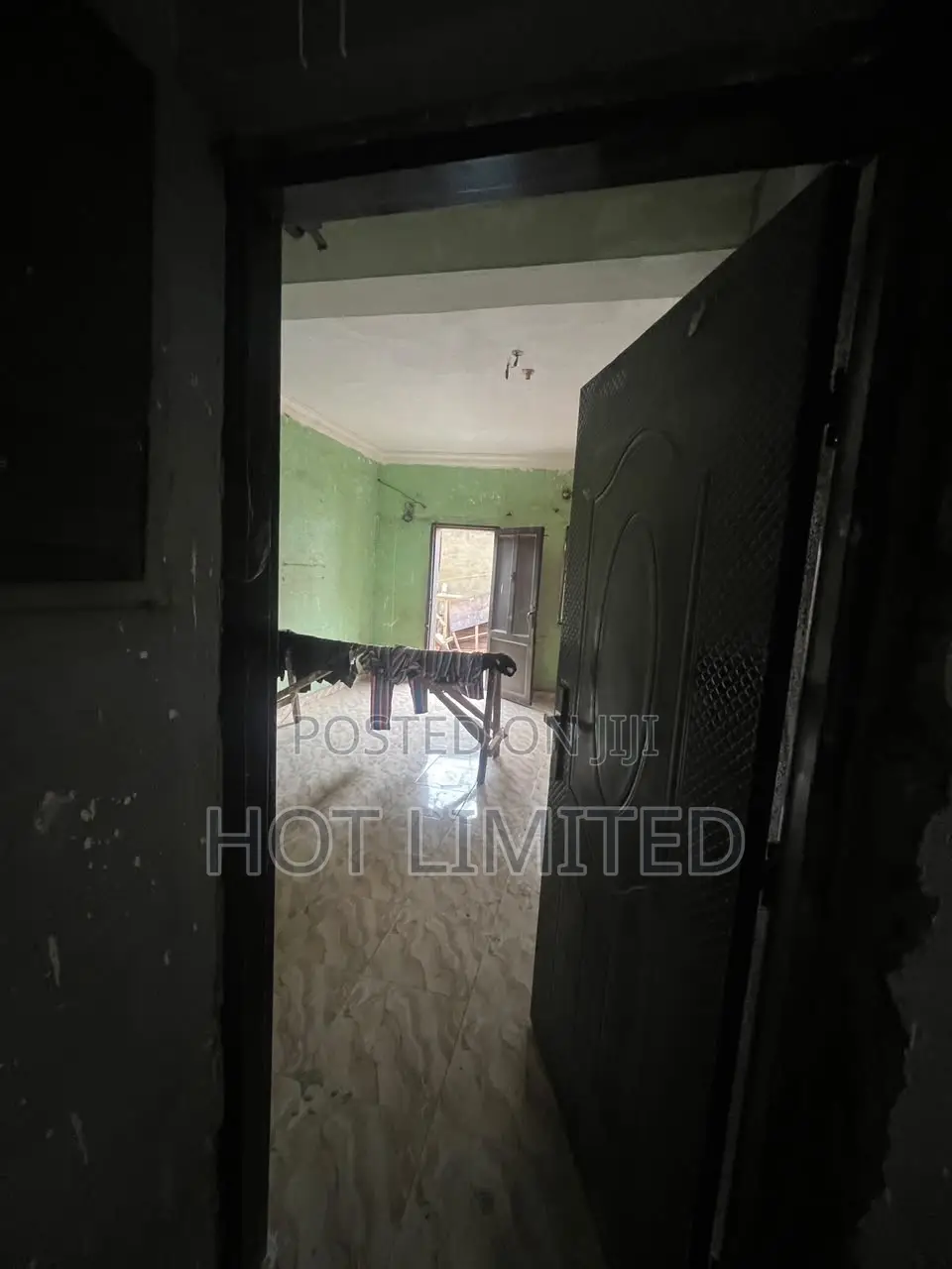 2bdrm Block of Flats in Pen Cinema for rent in Pen Cinema