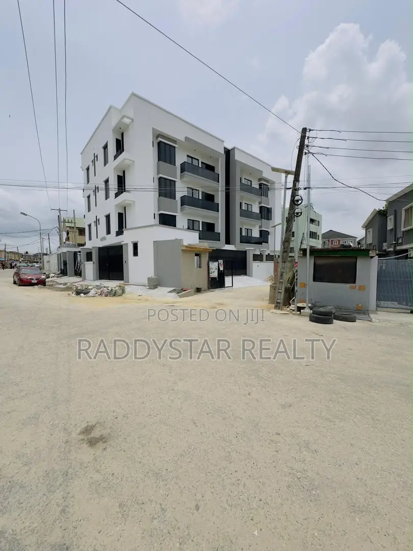 3bdrm Apartment in Ikeja for sale in Ikeja