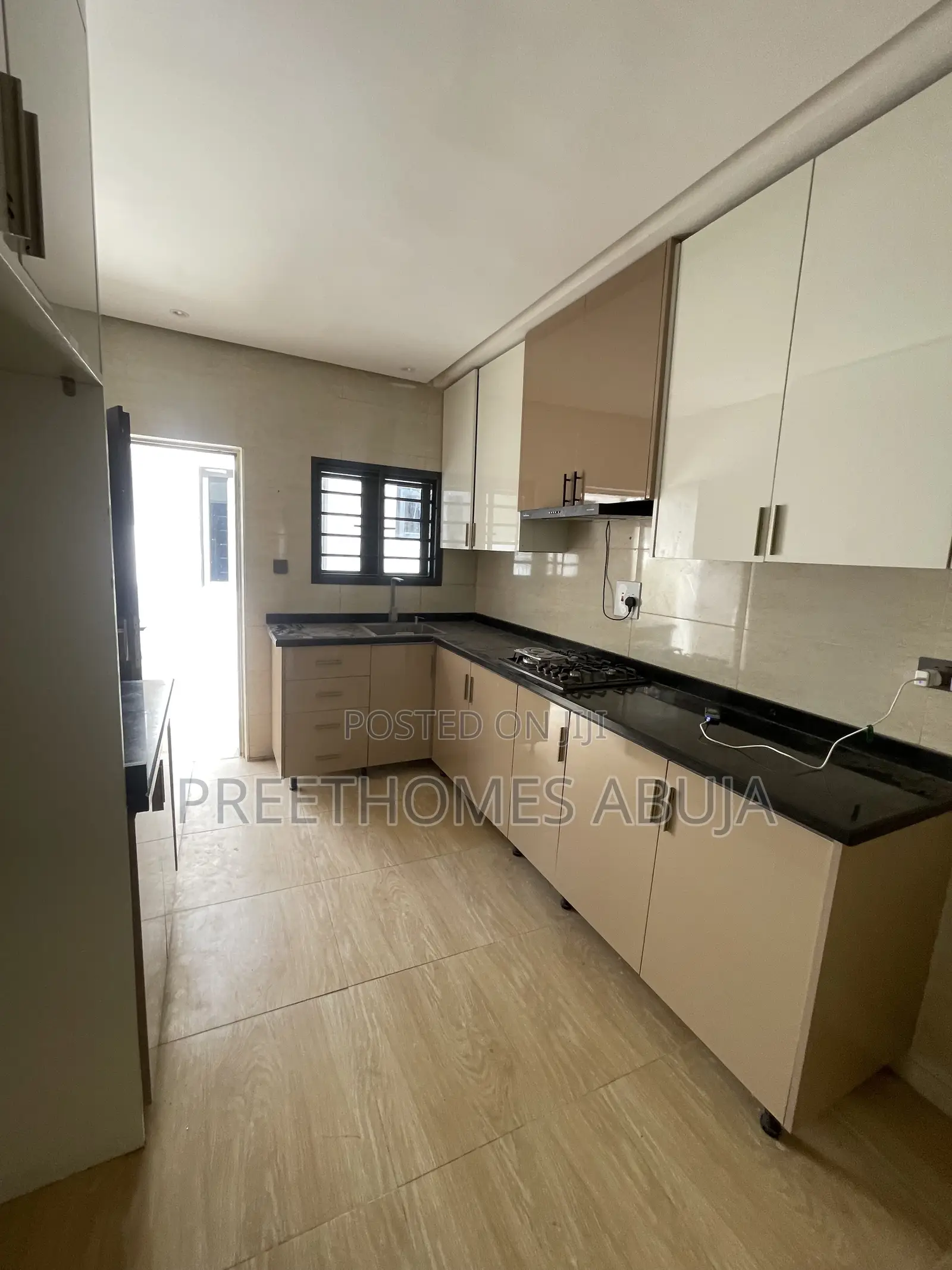3bdrm Townhouse / Terrace in Naf Valley Estate, Asokoro for rent in Asokoro