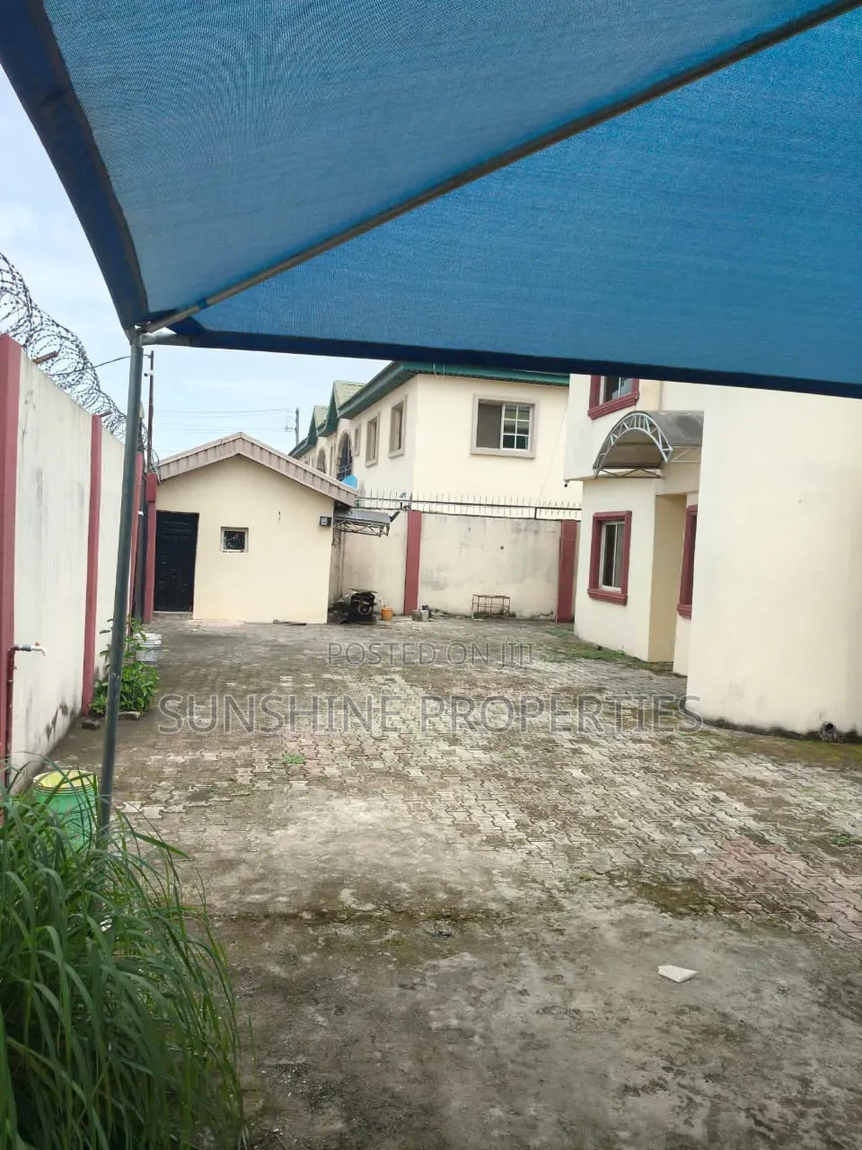 Furnished 6bdrm Duplex in VGC / Ajah for sale in VGC / Ajah
