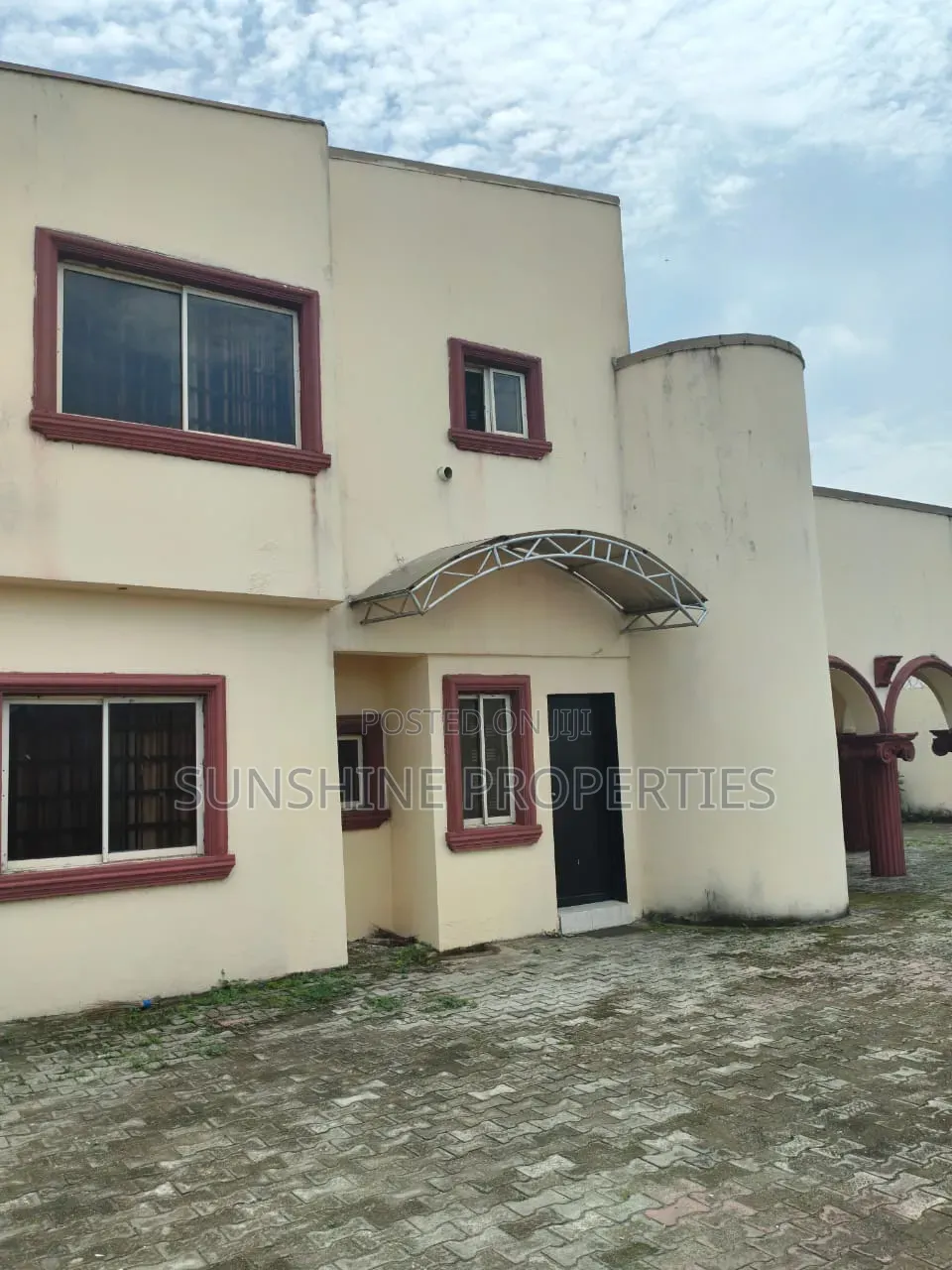 Furnished 6bdrm Duplex in Ado / Ajah for sale in Ado / Ajah