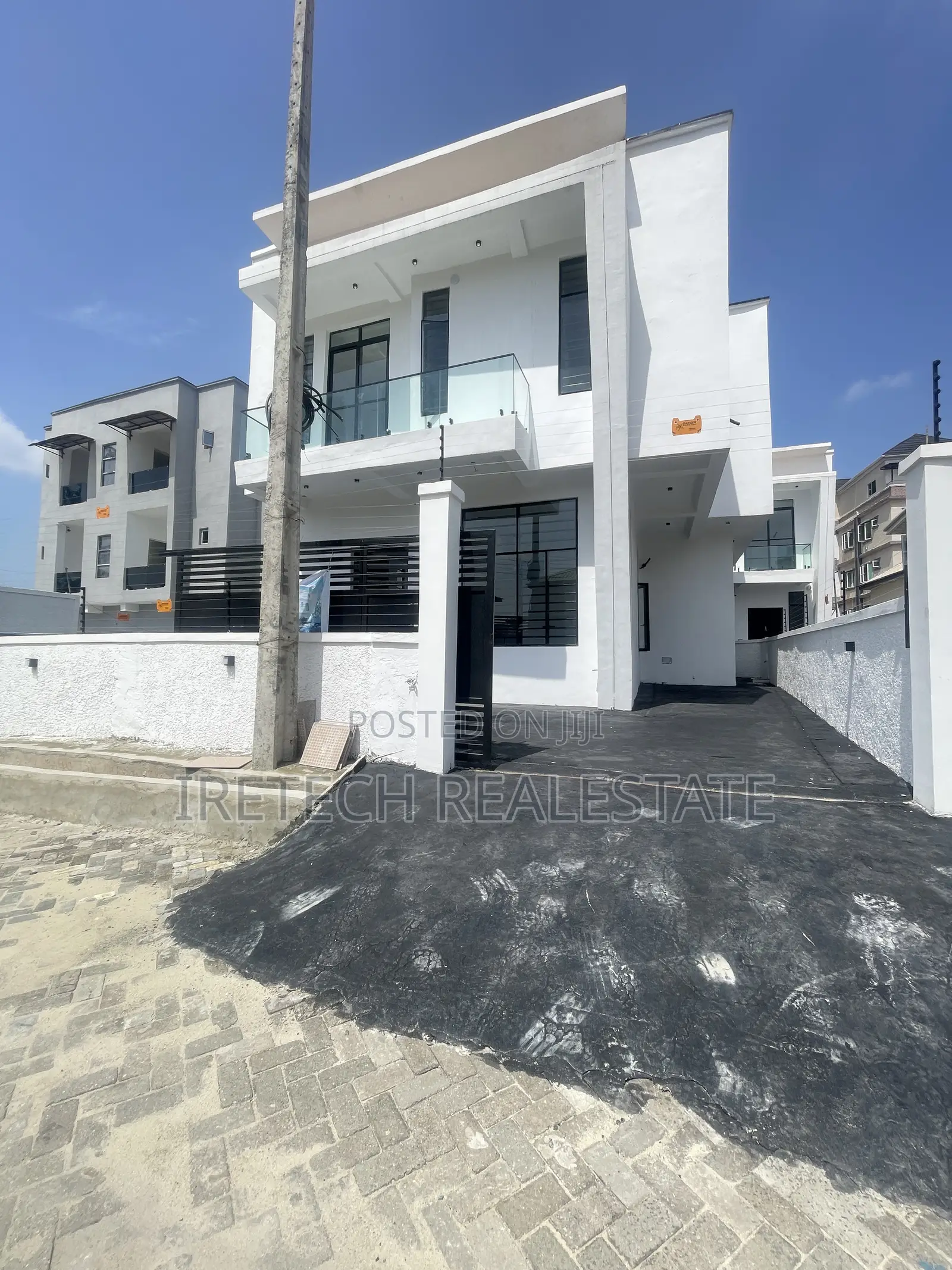 5bdrm Duplex in Ajah By Blenco, Off Lekki-Epe Expressway for sale in Off Lekki-Epe Expressway