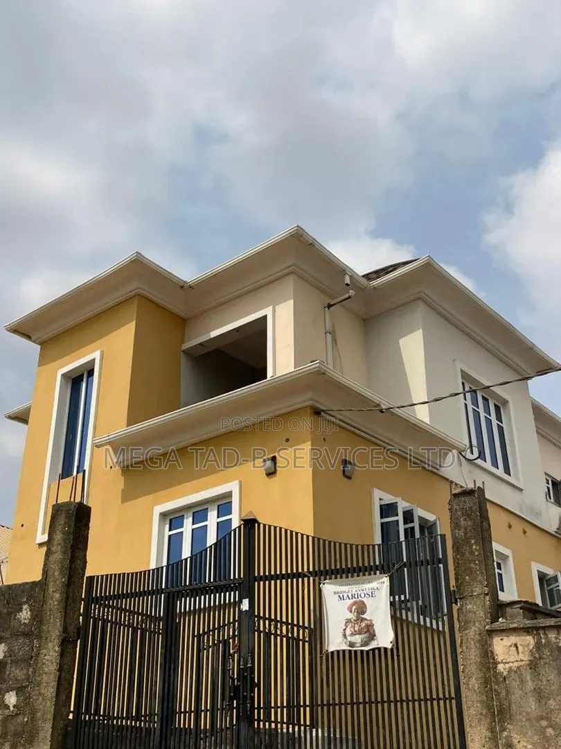 4bdrm Duplex in Magboro Berger for sale in Berger