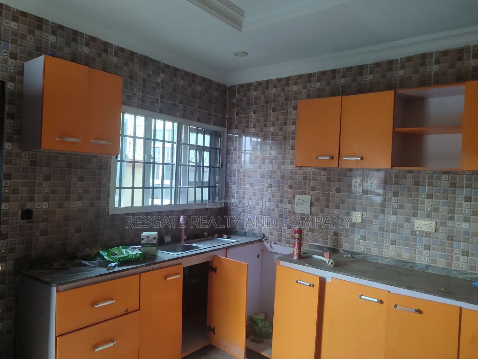3bdrm Bungalow in Emmanuel Estate, Ibadan for rent in Ibadan