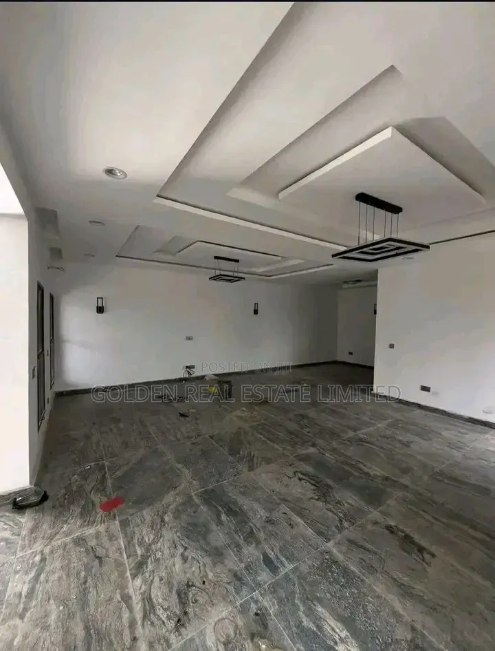 4bdrm Duplex in Guzape District for sale in Guzape District