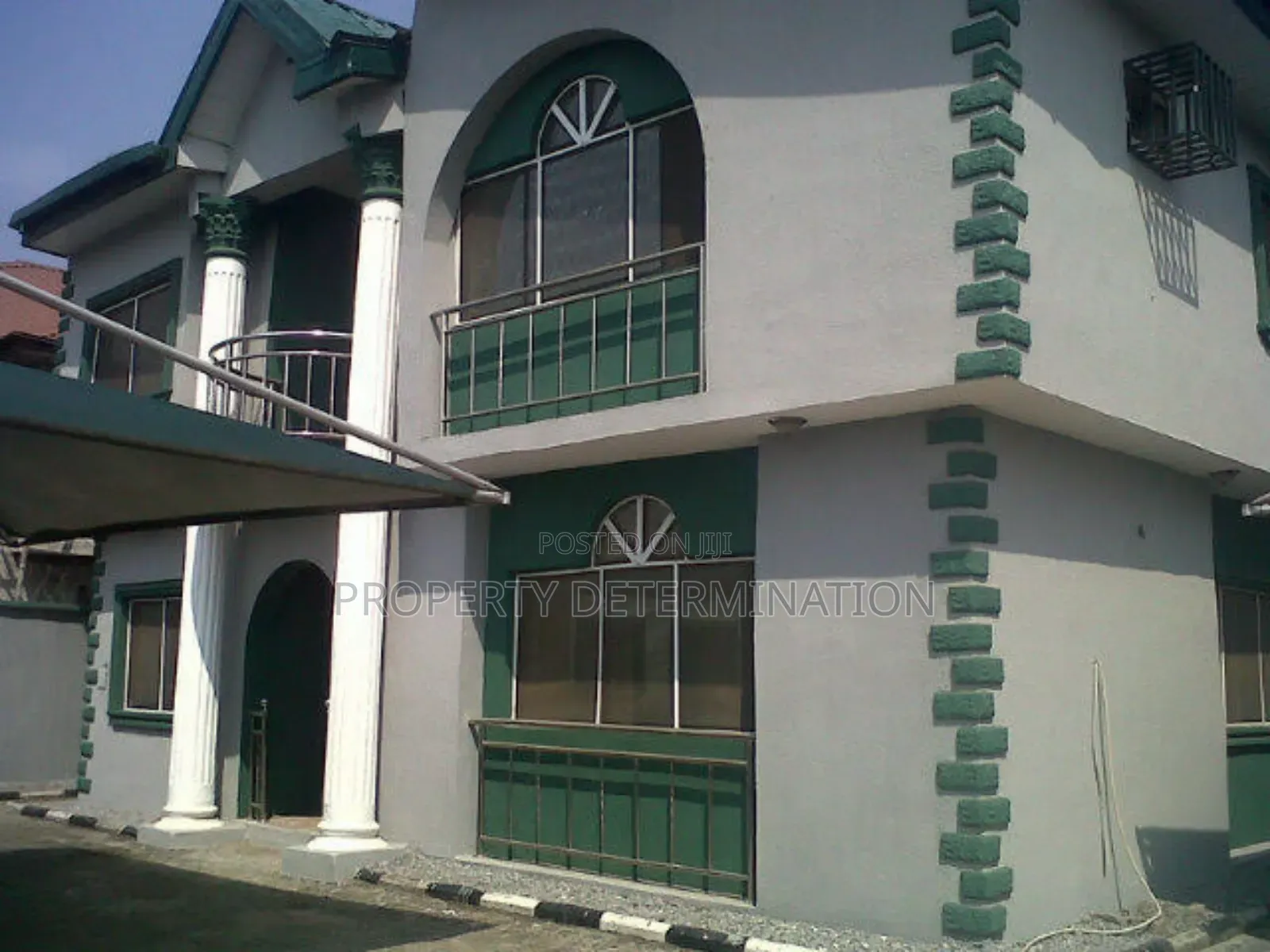 3bdrm Block of Flats in Awoyaya for sale in Awoyaya