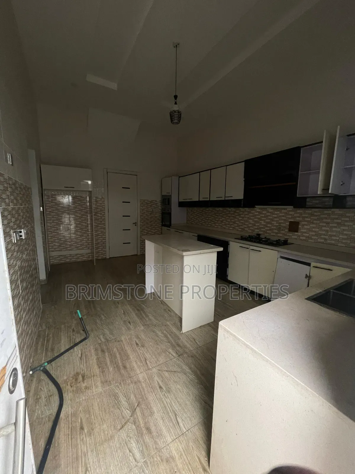 Furnished 5bdrm Duplex in Lekki for rent in Lekki