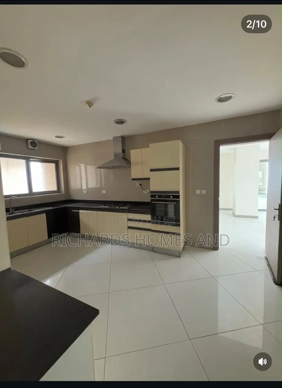 4bdrm Penthouse in Ahmadu Bello Way for rent in Ahmadu Bello Way