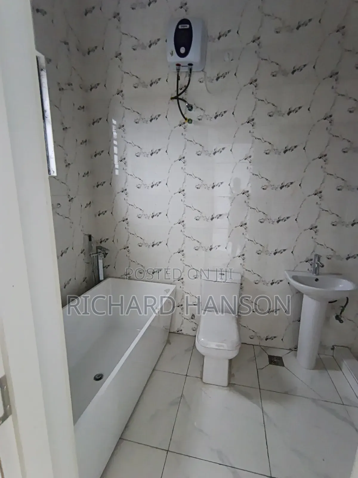 4bdrm Duplex in Paul St, Sangotedo for sale in Sangotedo