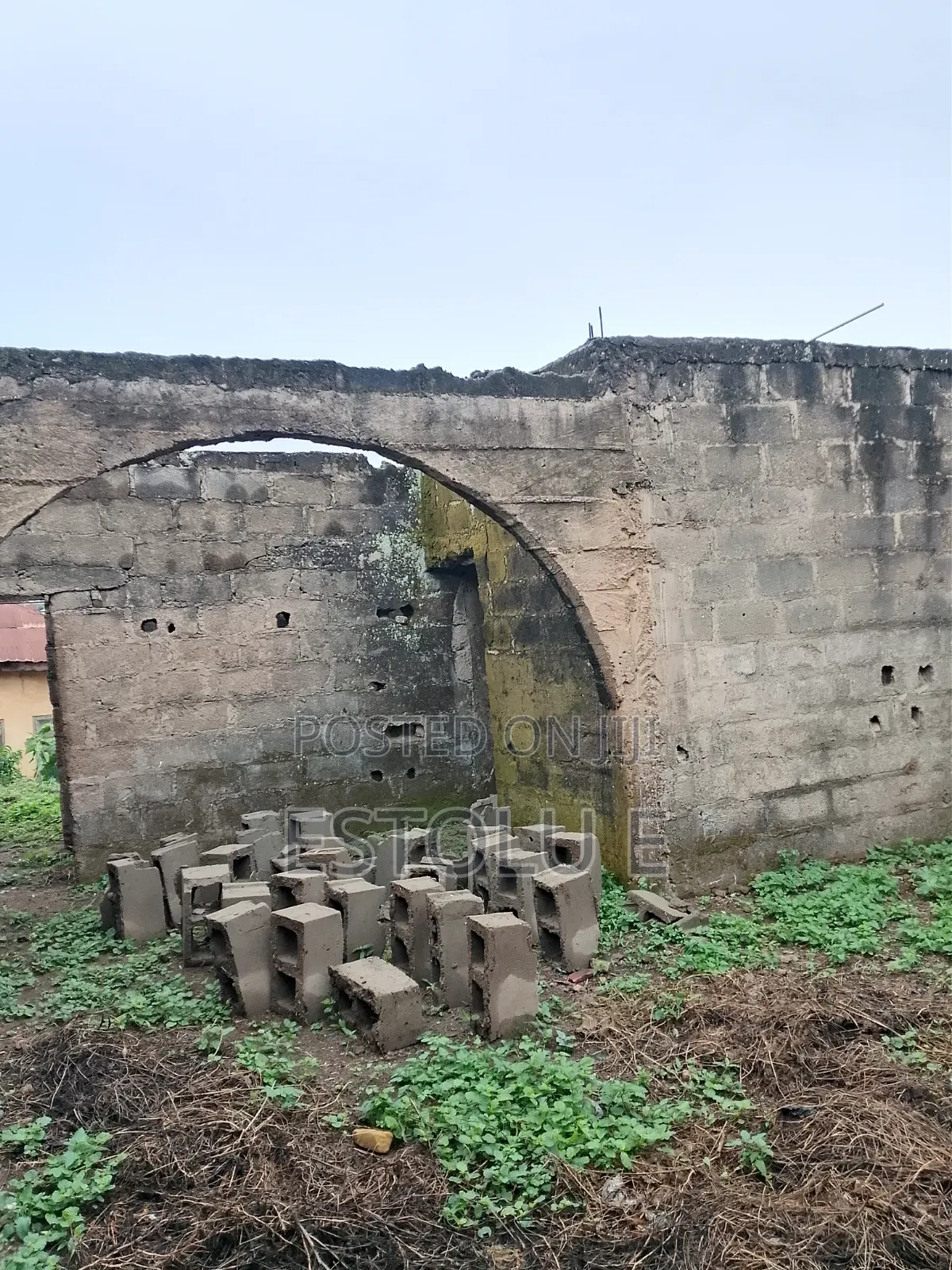 5bdrm Bungalow in Ilesa for sale in Ilesa