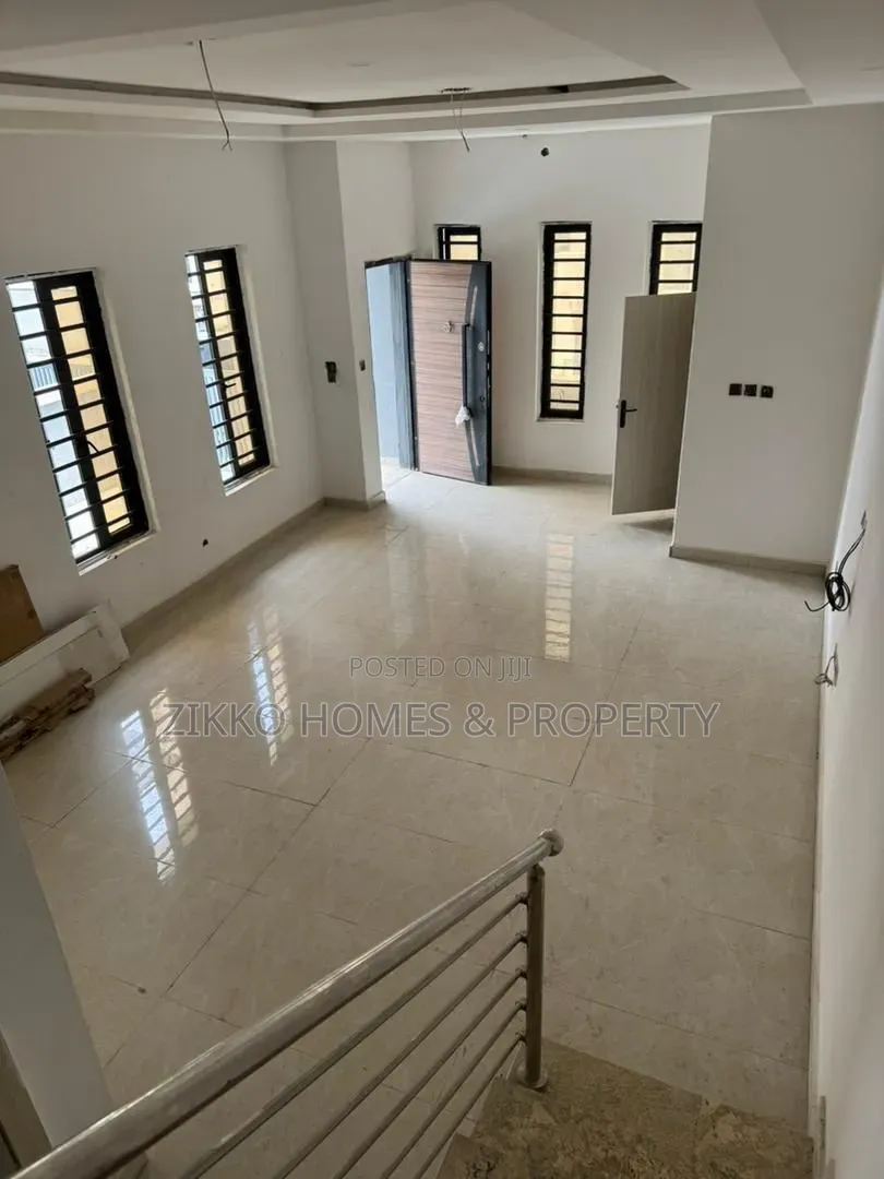 4bdrm Duplex in Harris Drive, VGC / Ajah for sale in VGC / Ajah