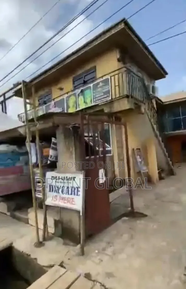 12 Shops Plaza in Ipaja in Ipaja / Ipaja