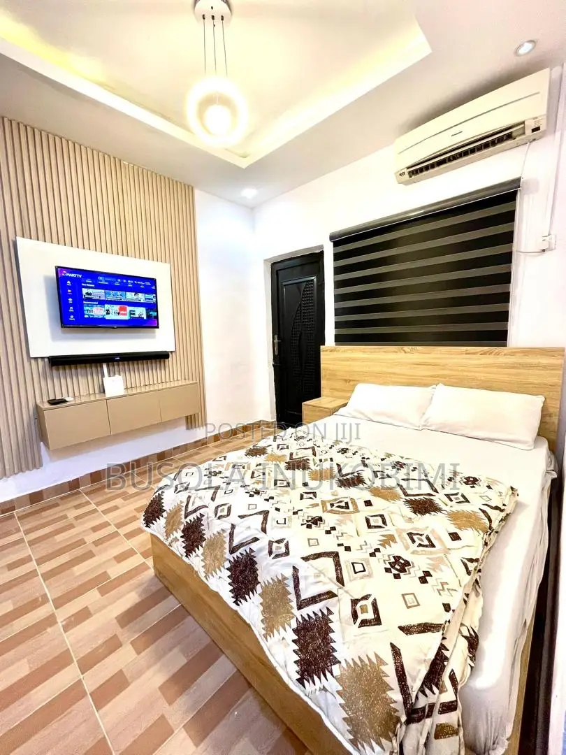 Classic Studio Service Apartment Yaba in Sabo / Yaba