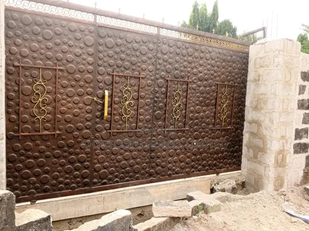 2bdrm Apartment In Gra Phase 2 / Port-harcourt For Sale in GRA Phase 2 / Port-Harcourt