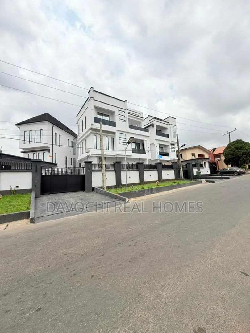 5bdrm Duplex in GRA Phase 1 for sale in GRA Phase 1