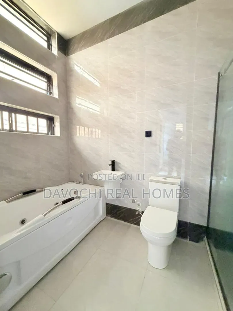 5bdrm Duplex in GRA Phase 1 for sale in GRA Phase 1