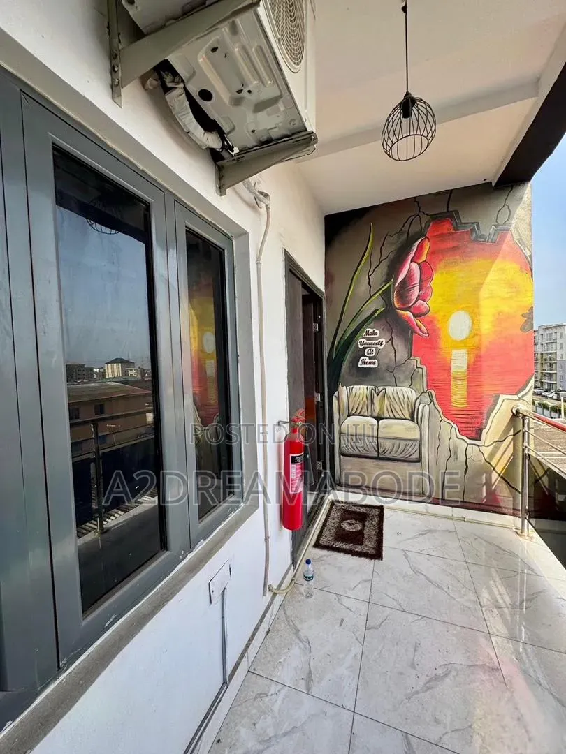 Furnished 3bdrm Apartment in Surulere for sale in Aguda / Surulere