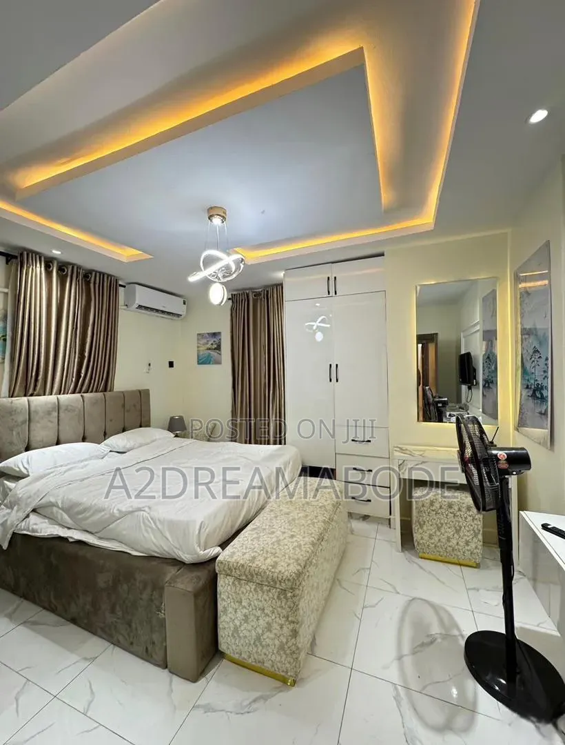 Furnished 3bdrm Apartment in Surulere for sale in Aguda / Surulere