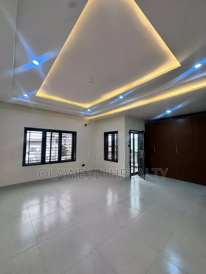 4bdrm Duplex in Guzape District for sale in Guzape District
