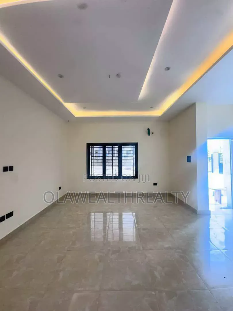 4bdrm Duplex in Guzape District for sale in Guzape District