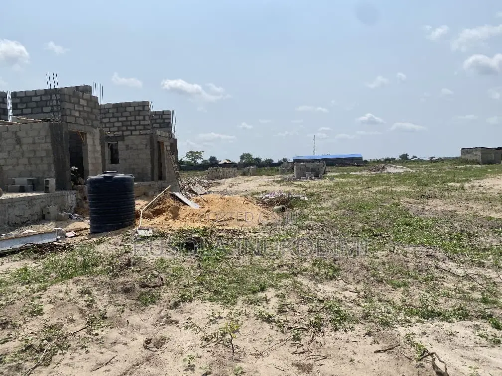 Residential Plots of Land for Sale in Elerangbe Off Lekkiepexpressway in Elerangbe