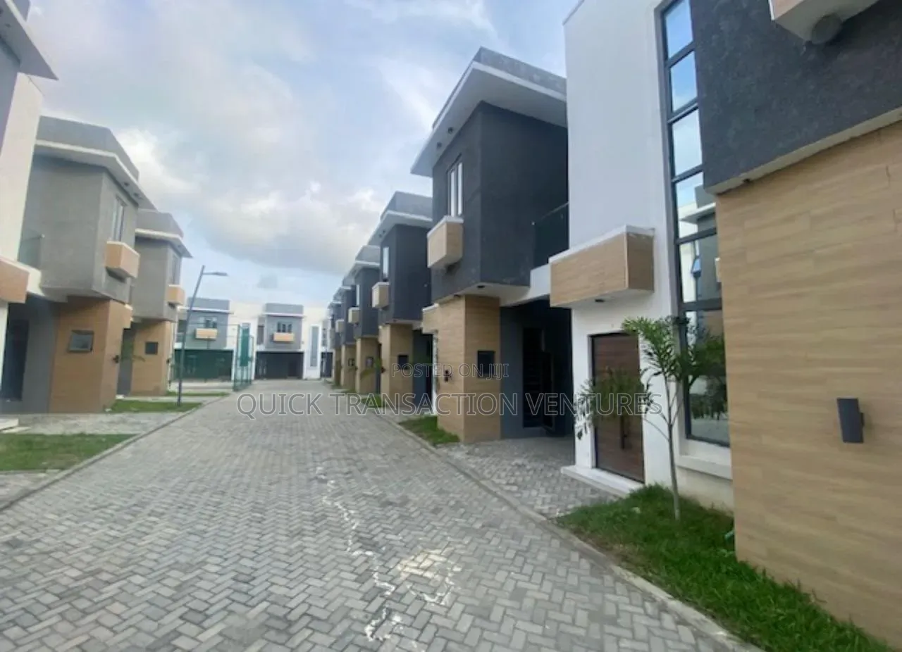 3bdrm Duplex in Lekki Palm City, Ado / Ajah for sale in Ado / Ajah