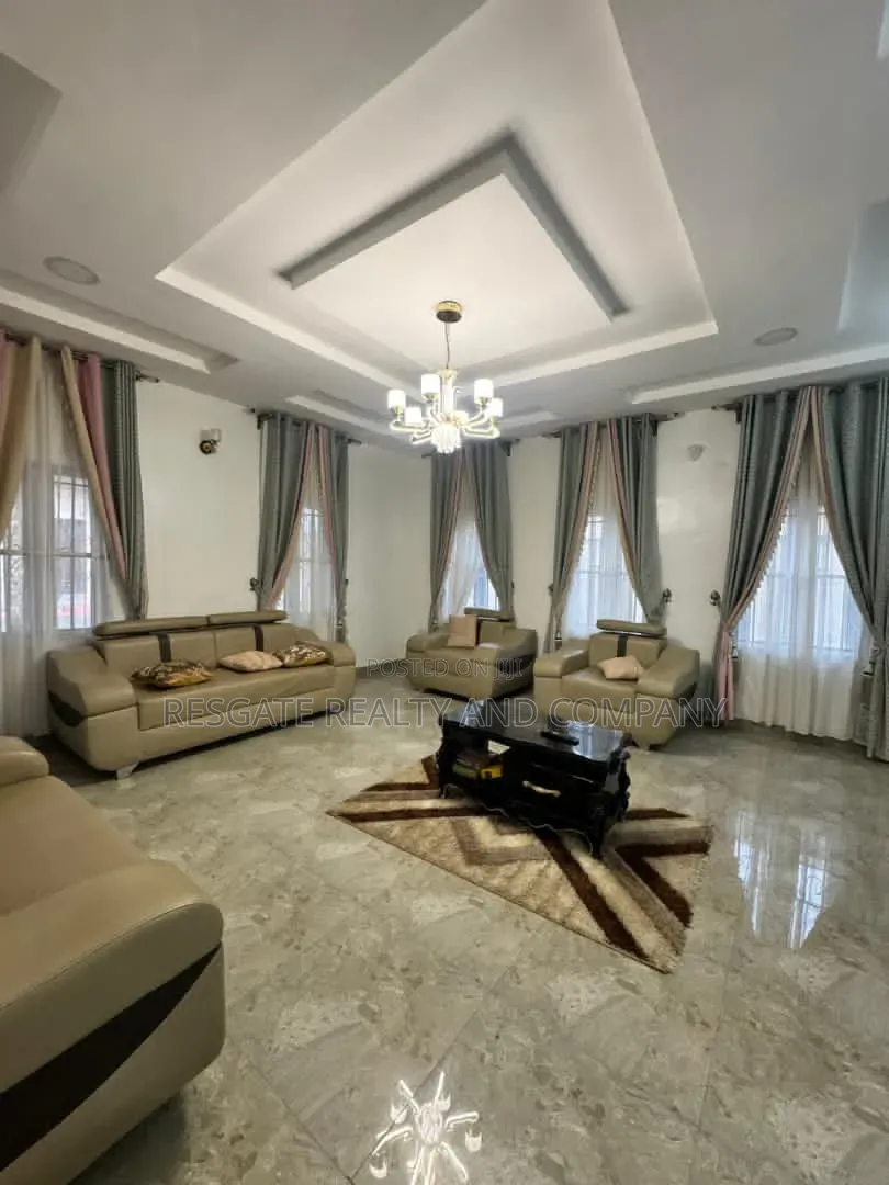 3bdrm Bungalow in Kolapo Ishola Gra, Ibadan for rent in Ibadan