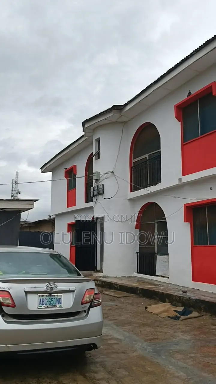 Furnished 3bdrm Block of Flats in Ikotun / Ikotun/Igando for sale in Ikotun / Ikotun/Igando