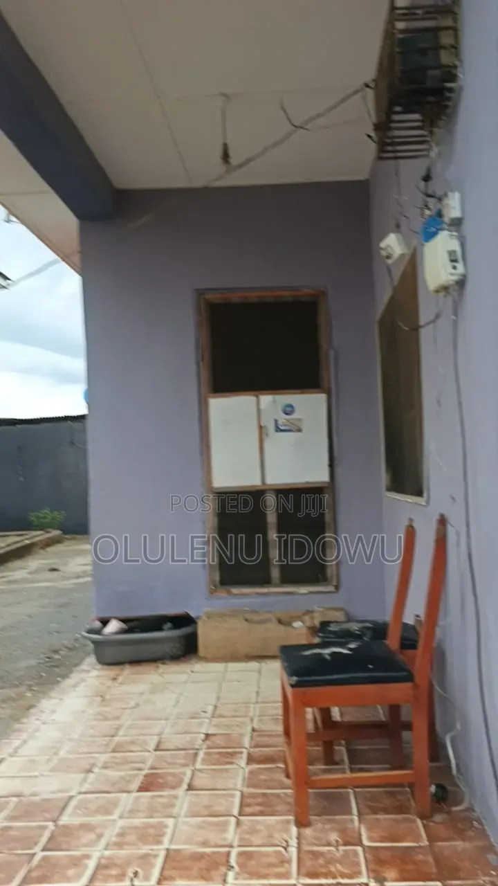 Furnished 3bdrm Block of Flats in Ikotun / Ikotun/Igando for sale in Ikotun / Ikotun/Igando