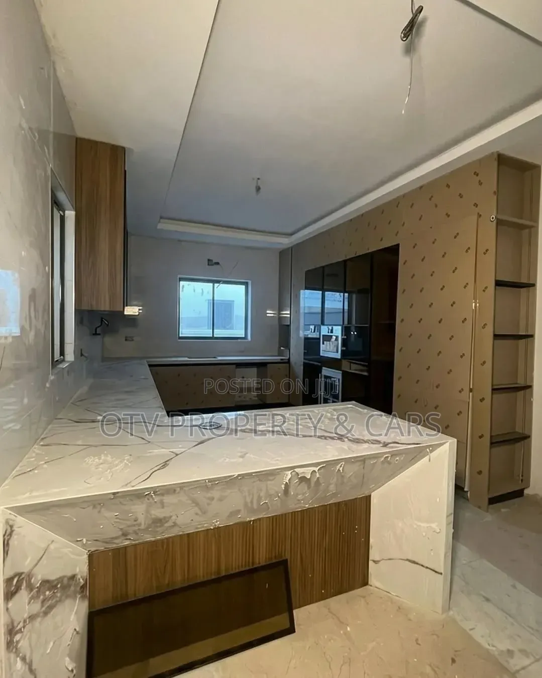 5bdrm Duplex in Banana Island for sale in Banana Island