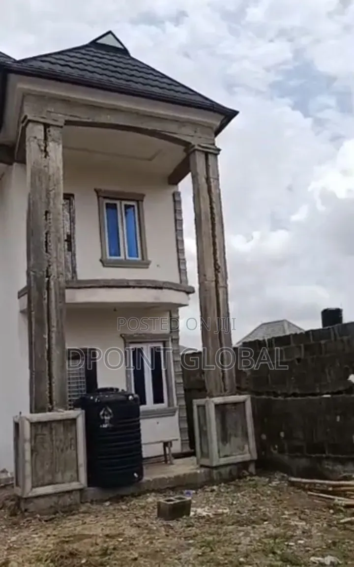 4bdrm Duplex in In Estate, Ikotun / Ikotun/Igando for sale in Ikotun / Ikotun/Igando