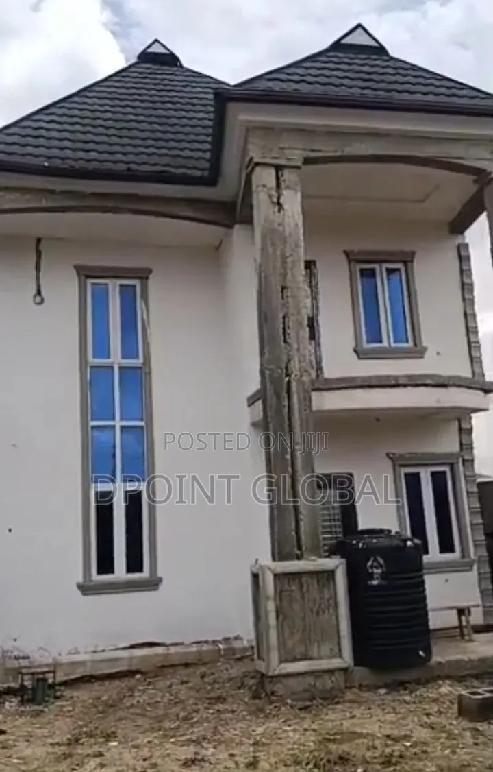 4bdrm Duplex in In Estate, Ikotun / Ikotun/Igando for sale in Ikotun / Ikotun/Igando
