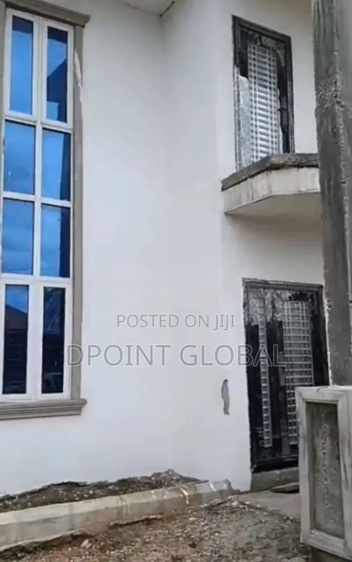 4bdrm Duplex in In Estate, Ikotun / Ikotun/Igando for sale in Ikotun / Ikotun/Igando