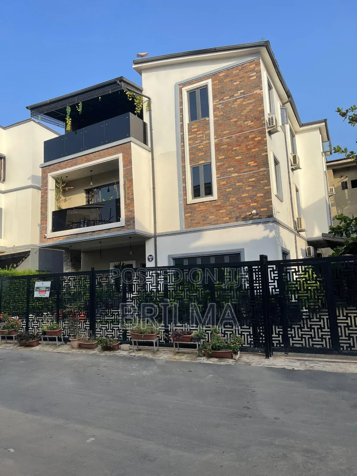 5bdrm Duplex in Wuye for sale in Wuye