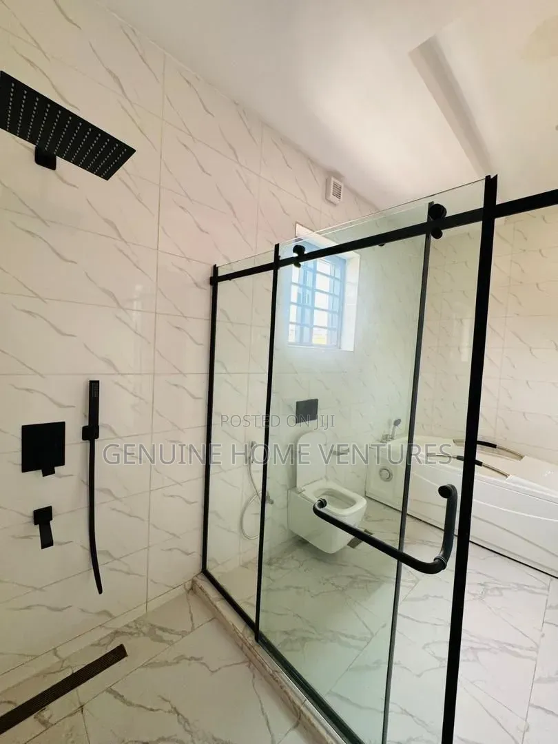 5bdrm Duplex in Omole Phase One for sale in Omole Phase 1