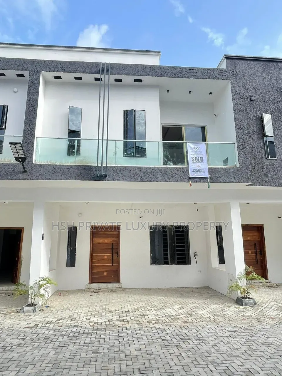 Furnished 4bdrm Duplex in Harris Drive, Peninsula Estate for sale in Peninsula Estate