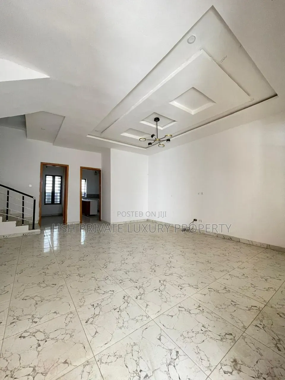 Furnished 4bdrm Duplex in Harris Drive, Peninsula Estate for sale in Peninsula Estate